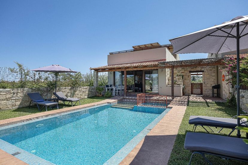 Villa in Greece, Platanias