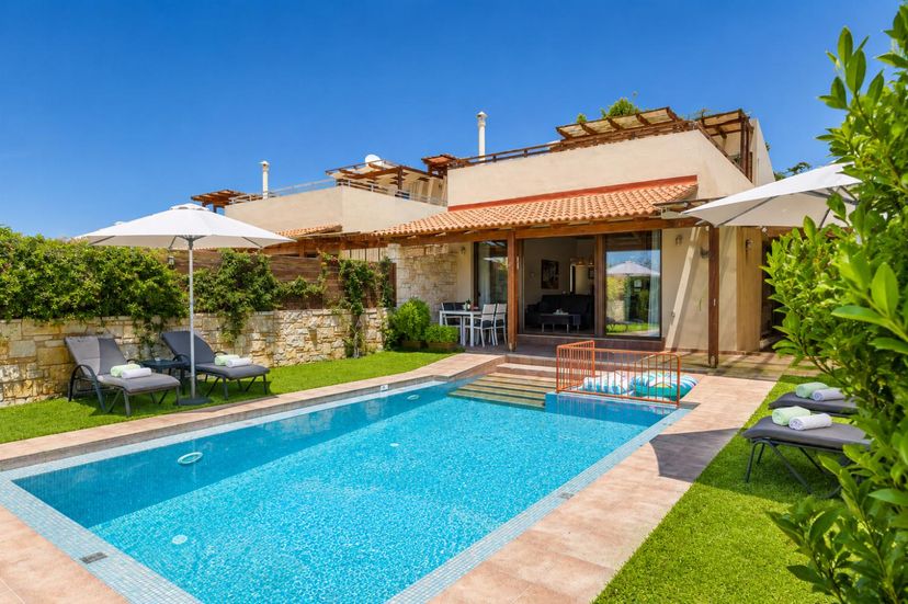 Villa in Greece, Platanias
