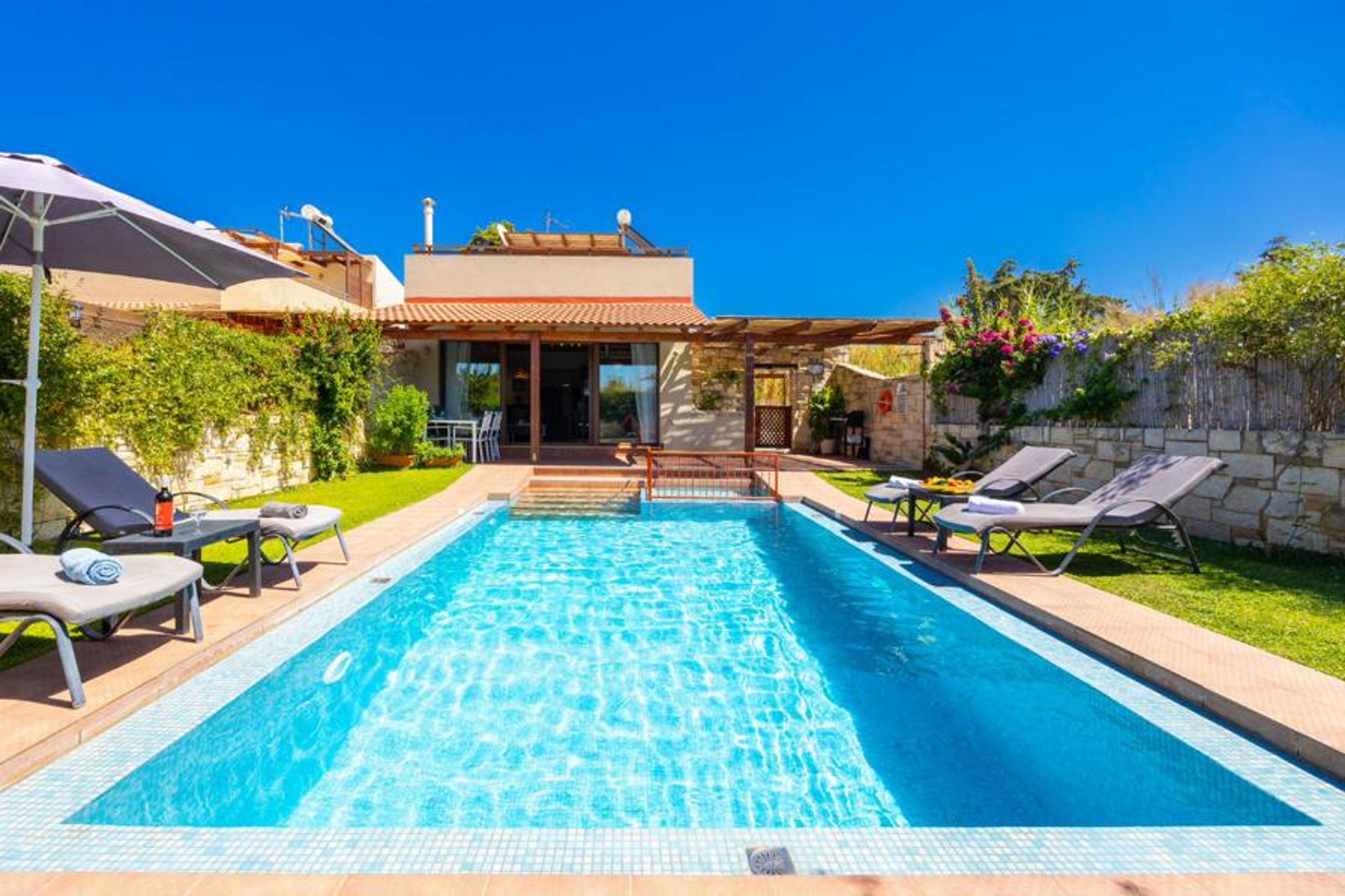 Beautiful villa with private pool and terrace