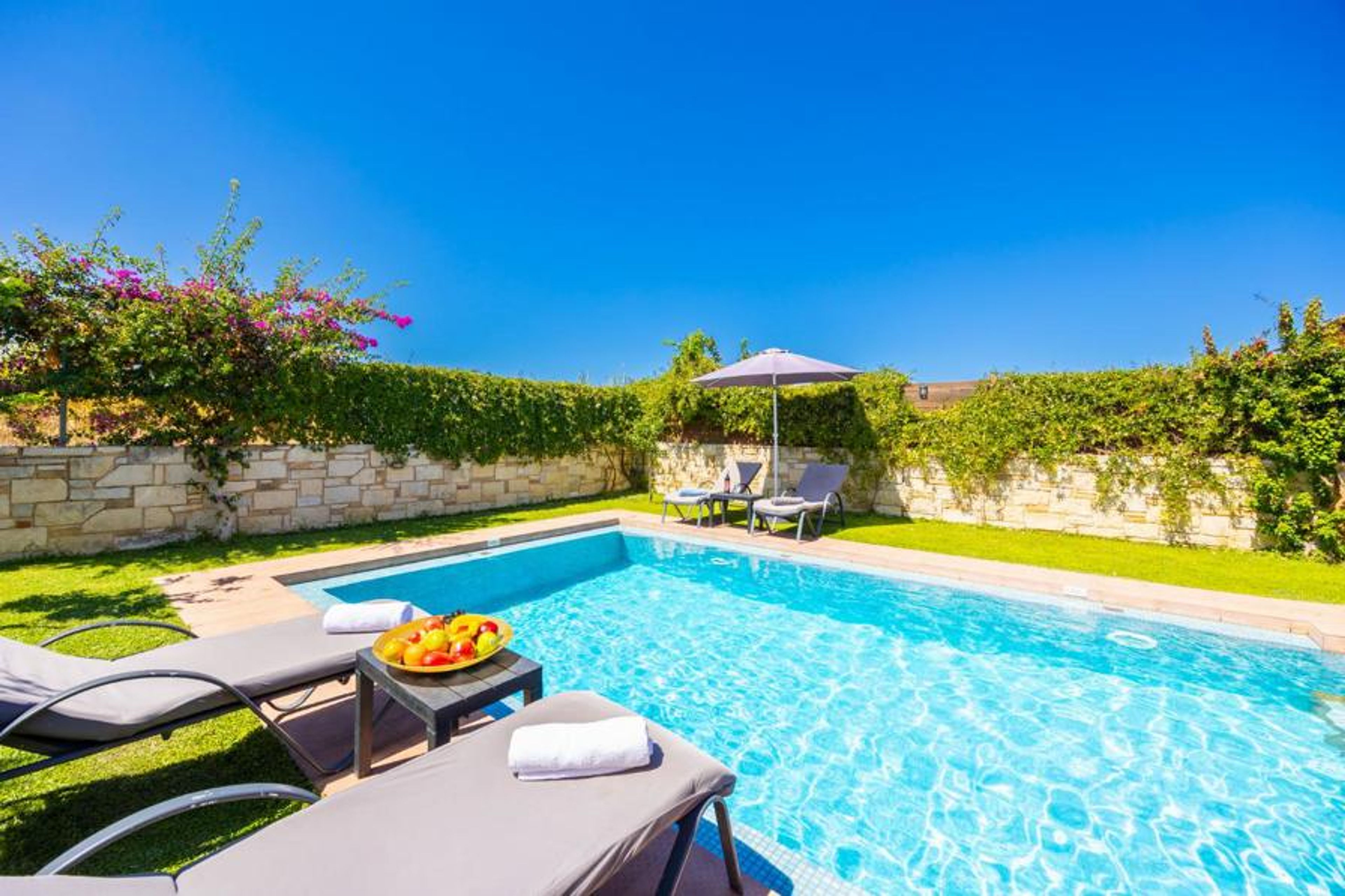 Private pool and terrace