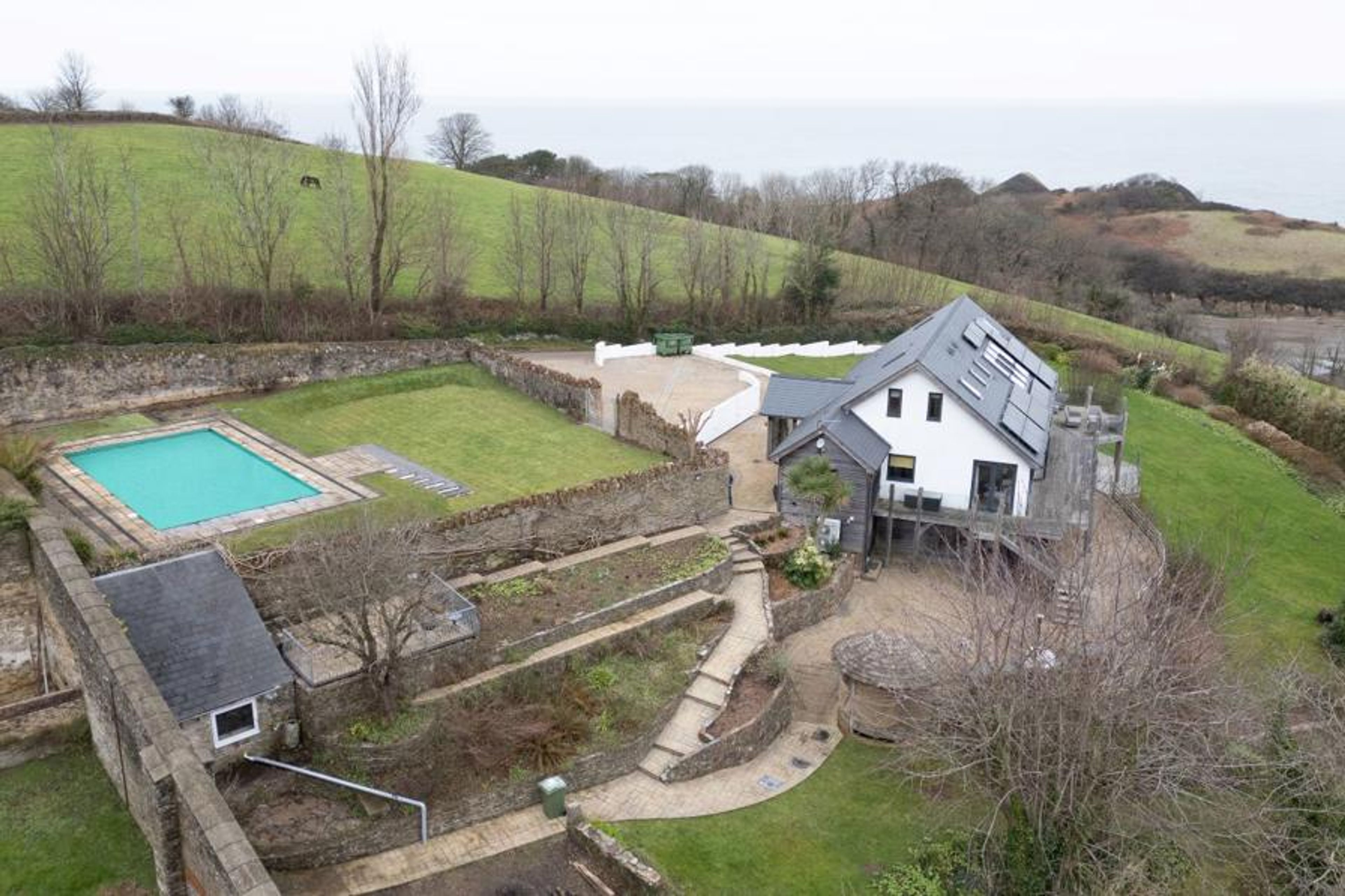 Whimbrels House Pool And Gardens
