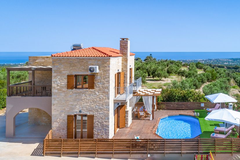 Villa in Greece, Retimno