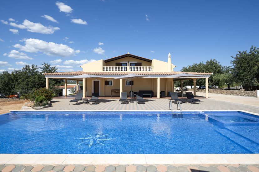 Cottage in Areia, Algarve