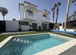 San Miguel de Abona holiday villa rental with private pool