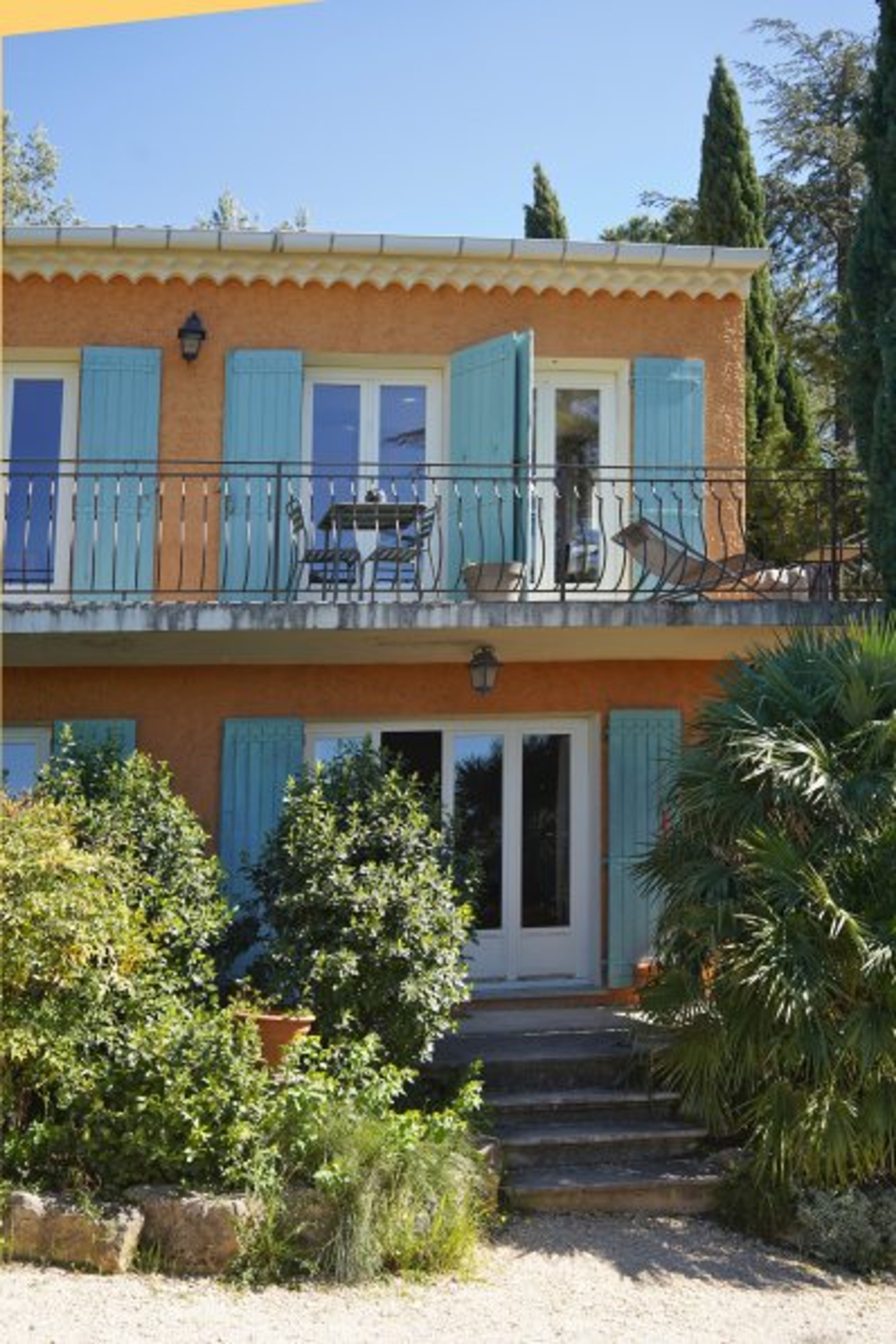Entrance of the house (on the ground floor)