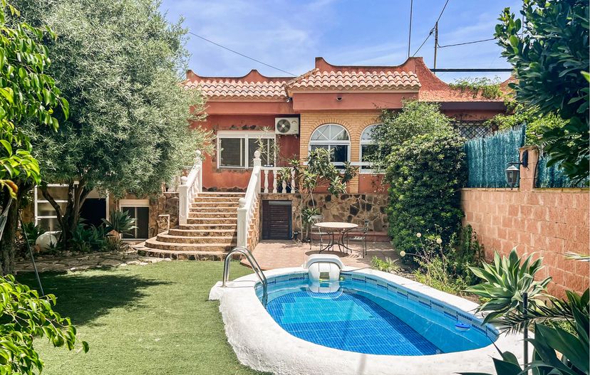 Villa in Coveta Fuma, Spain