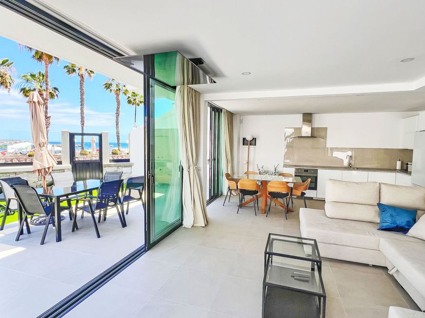 Villa in Spain, Puerto Rico: Living Room