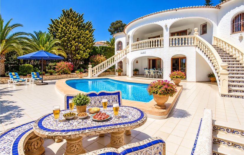 Villa in Spain, Moravit