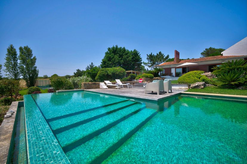 Villa in Portugal, Morelinho