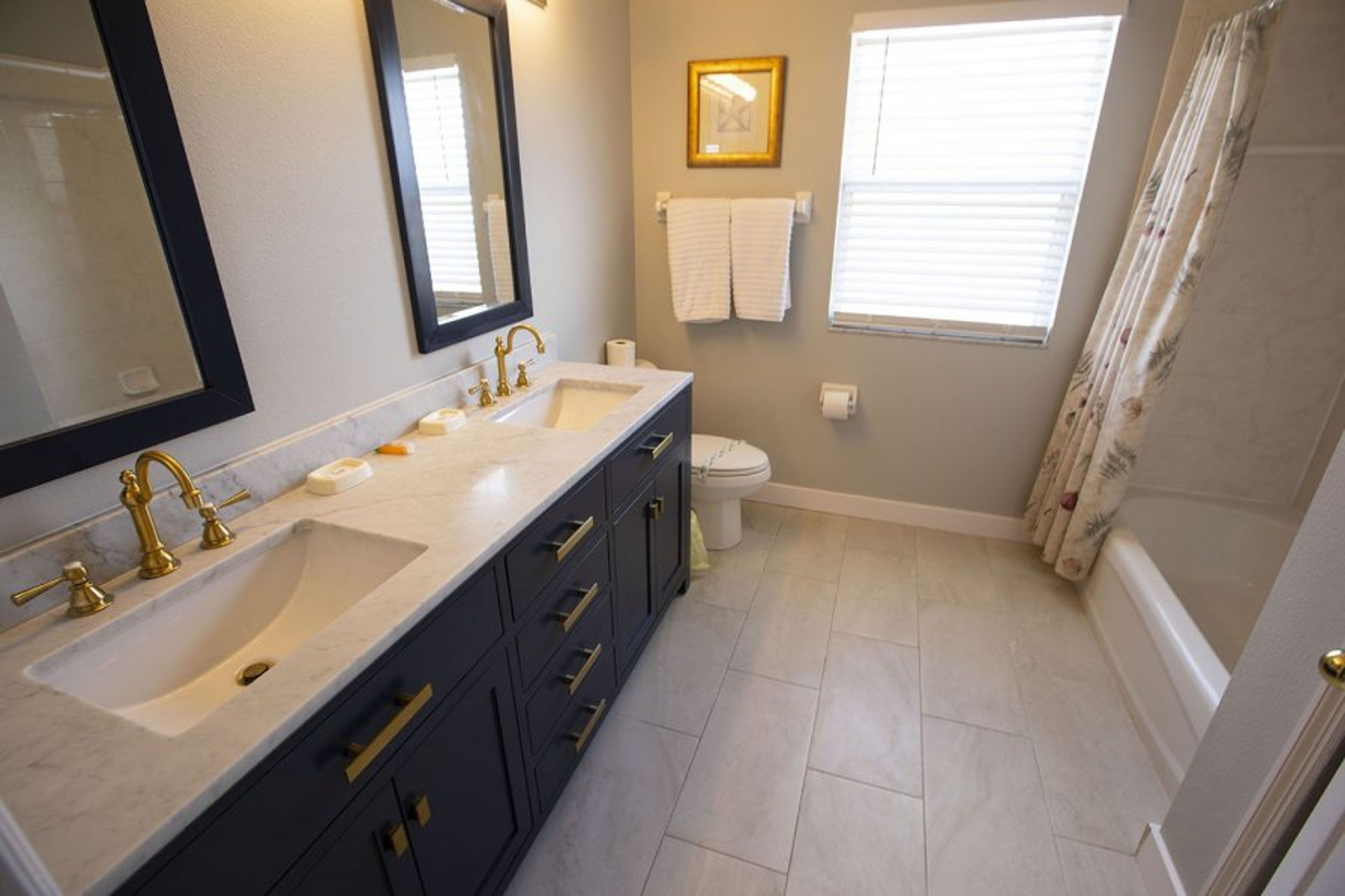 Super modern main bathroom with 2 sinks