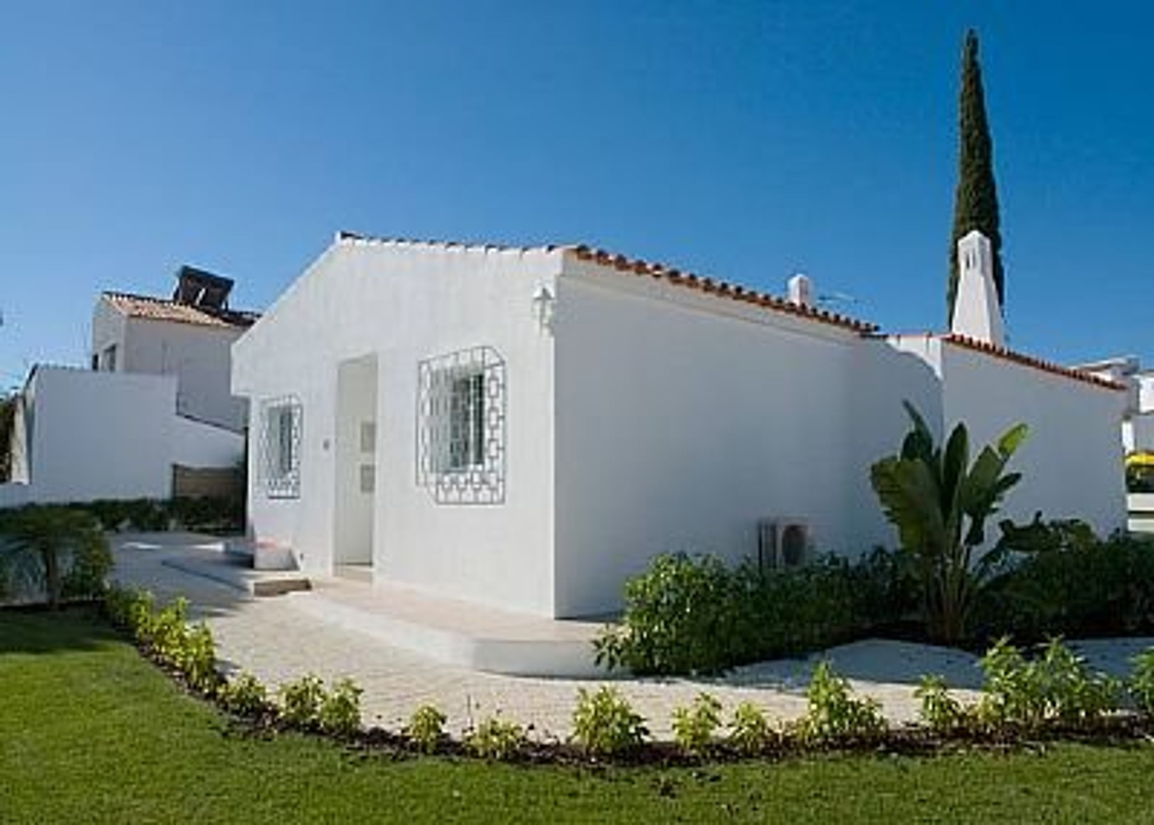 villa cisne entrance