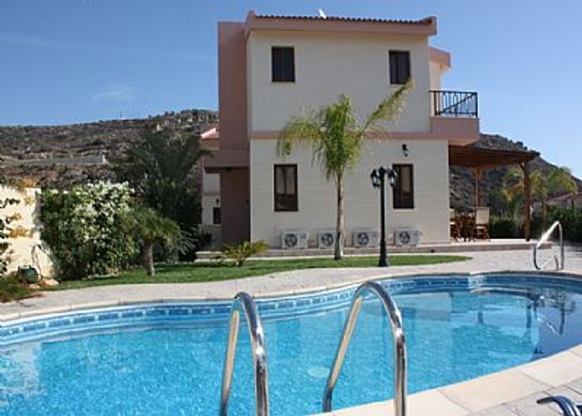 Villa in Pissouri, Cyprus: 1