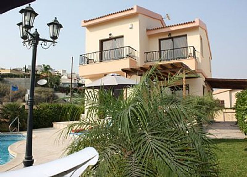 Villa in Pissouri, Cyprus: 1