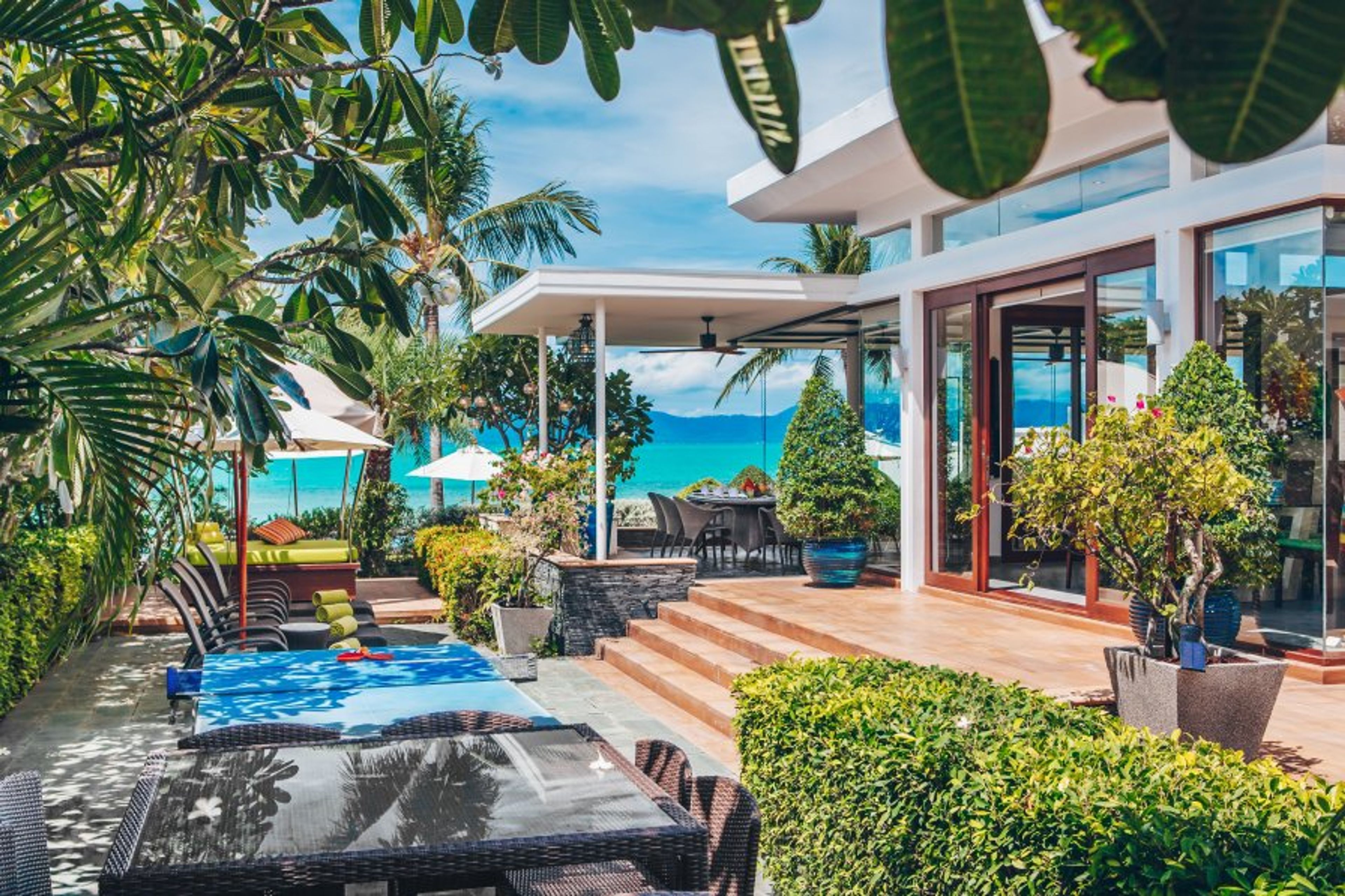 Large terrace with table tennis, outdoor massage sala, sun loungers