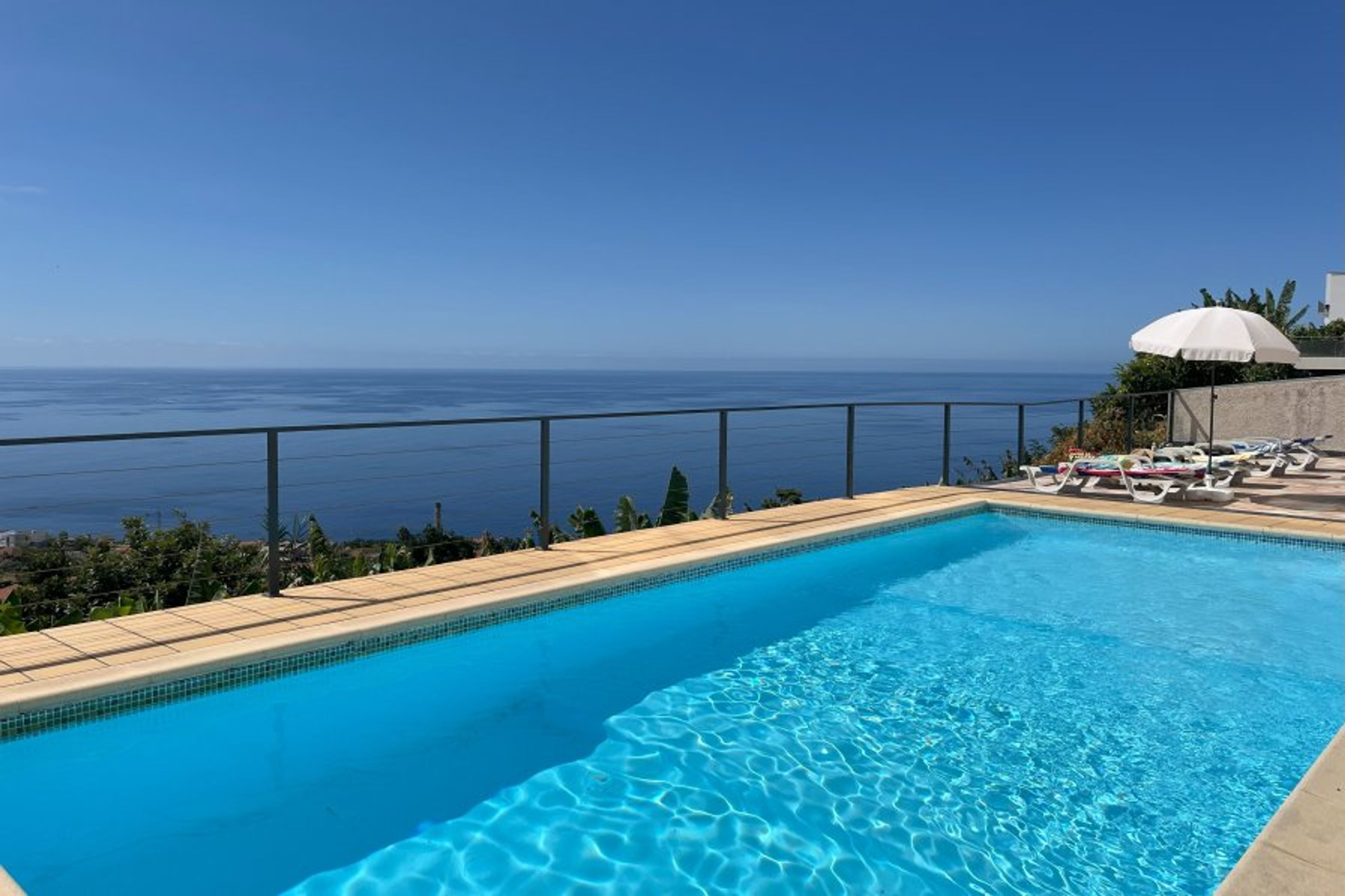 Swimming pool (9m x 4m - Temp 22C to 28C) and sunbathing area. 