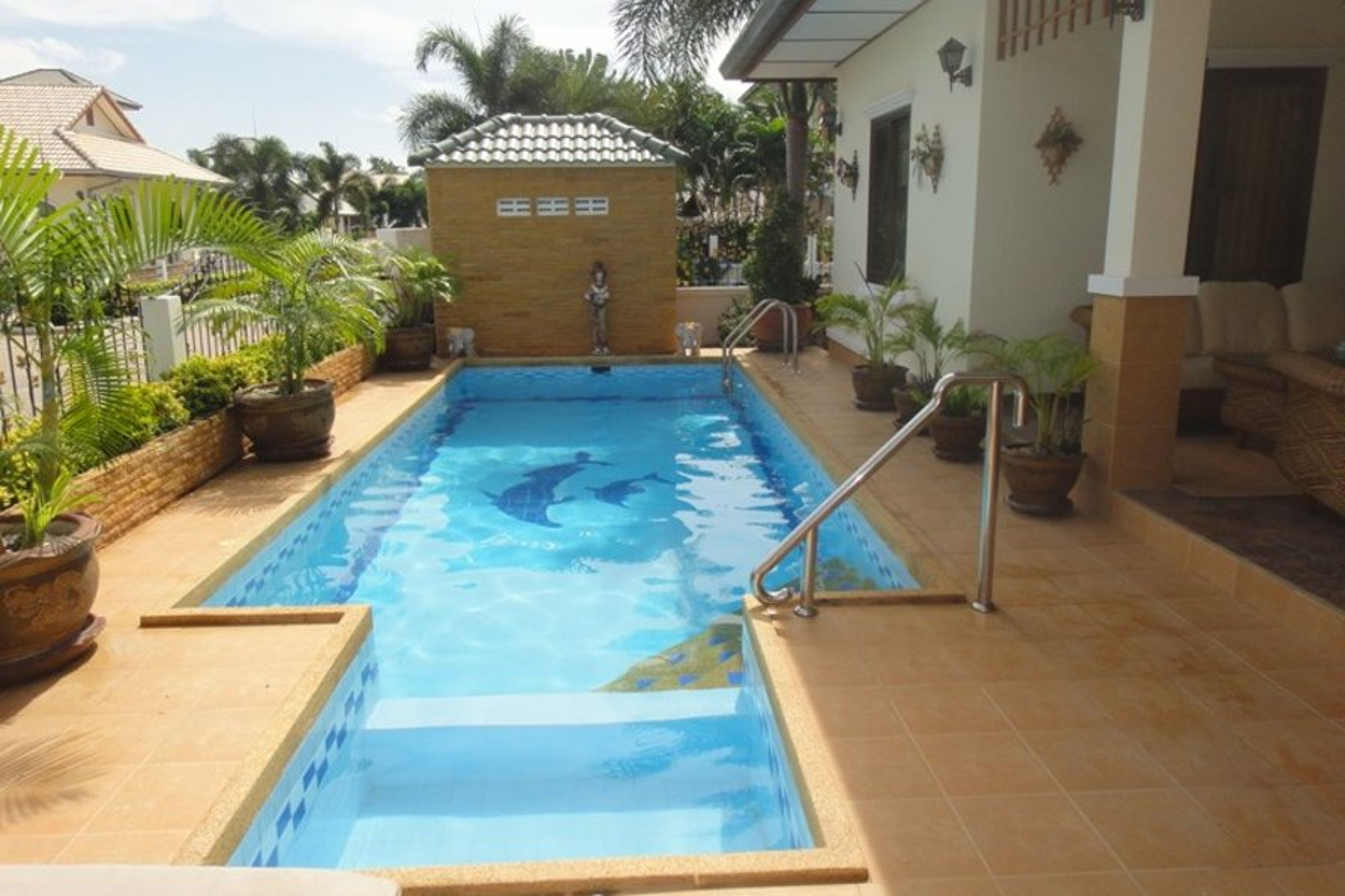 Private swimming pool