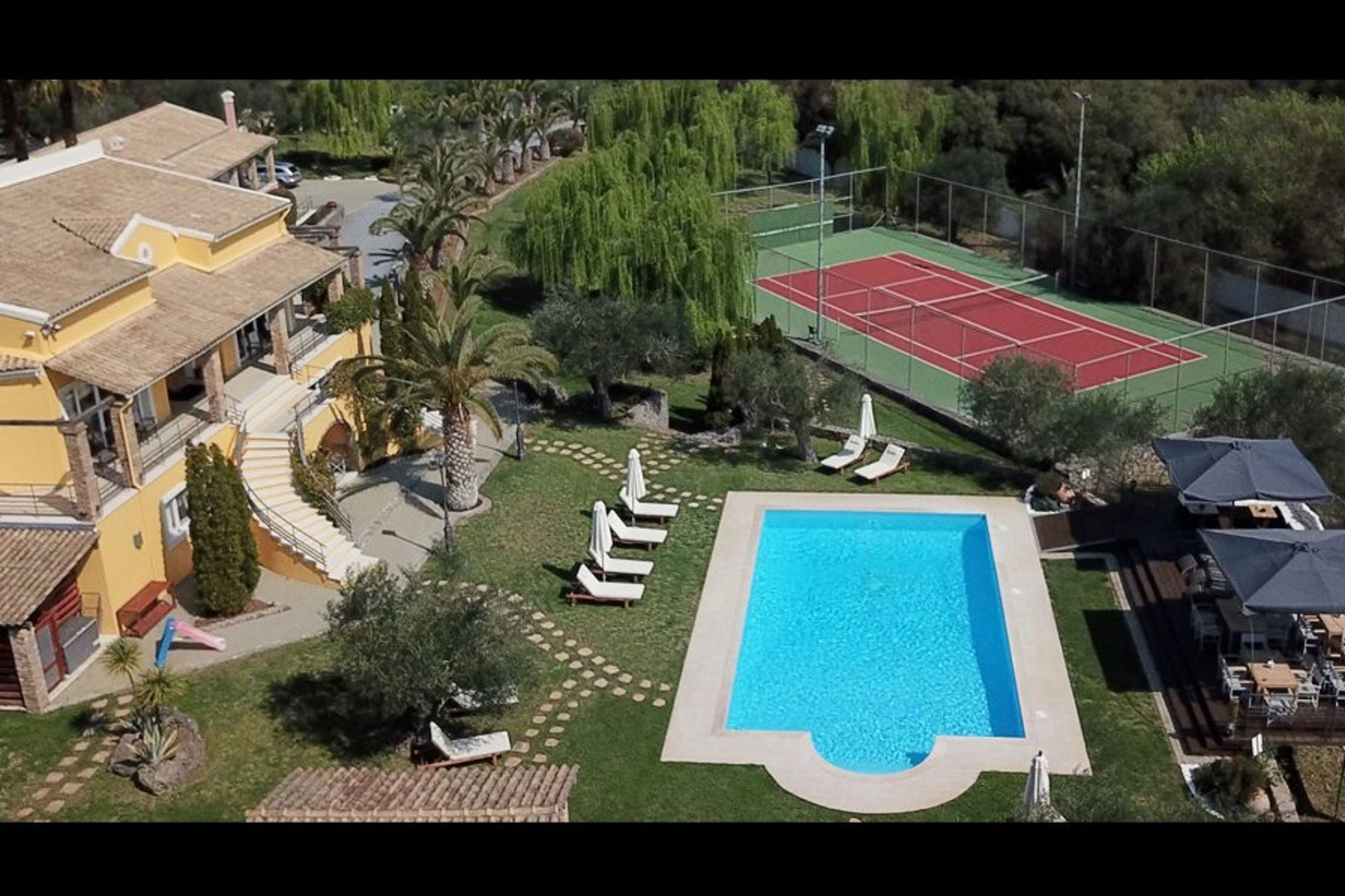 Privilege Villas with tennis court