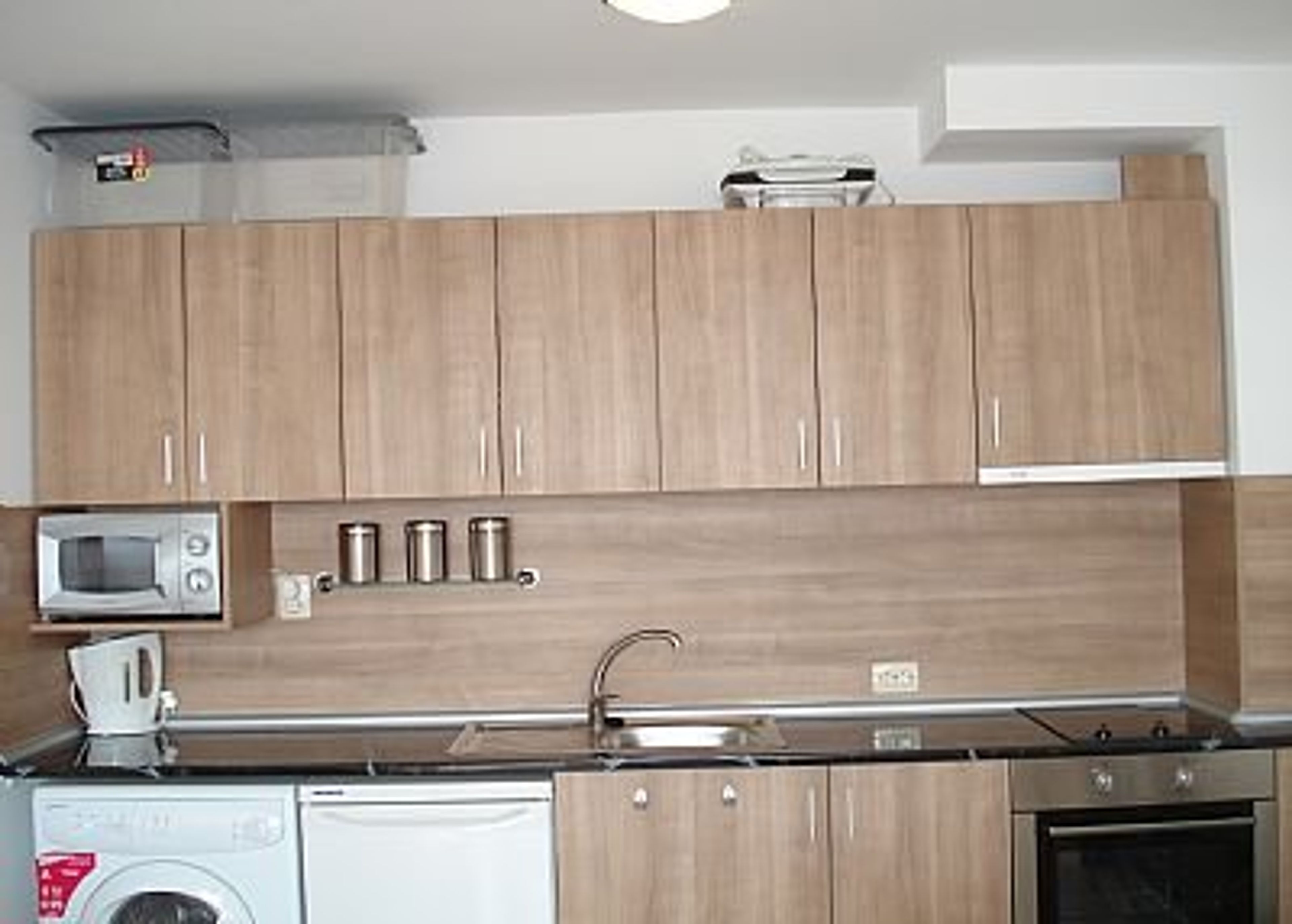 Kitchen fully equiped