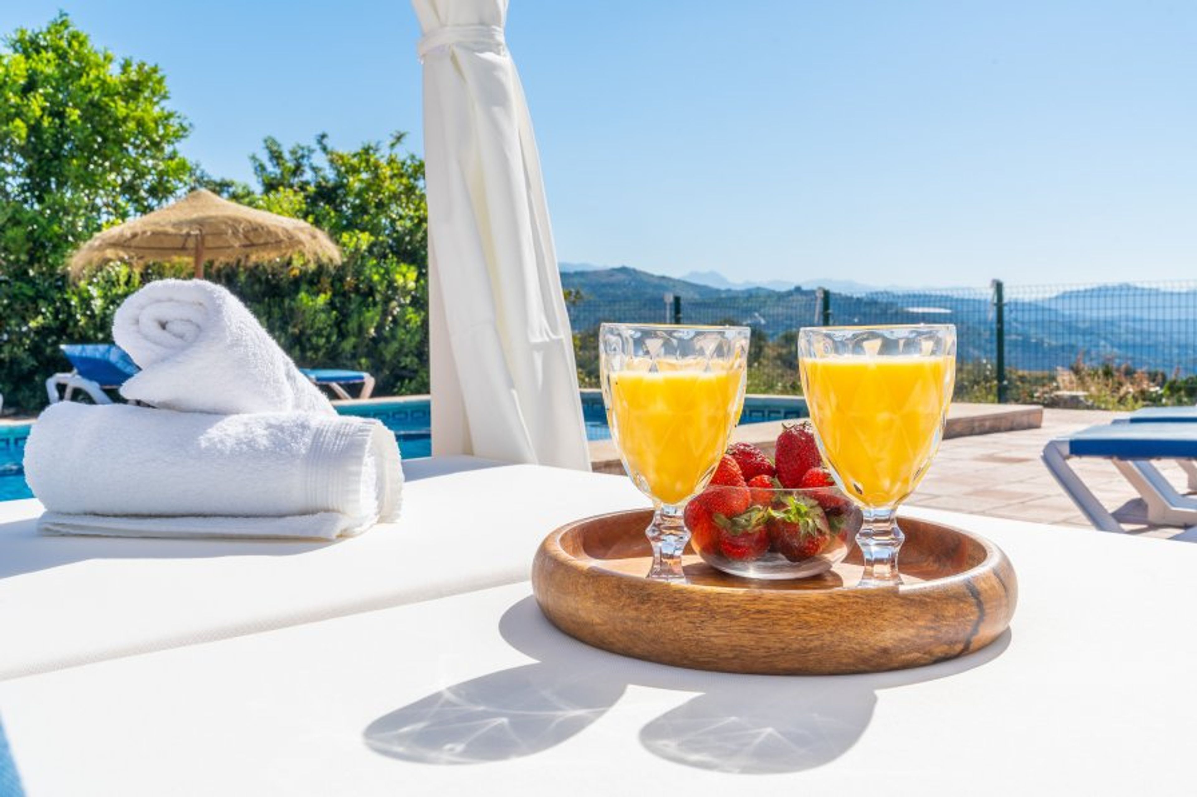 Tasting of fruit juice in the large hammock.