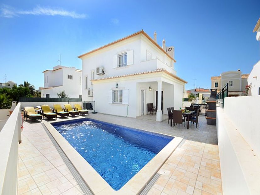 Villa in Albufeira, Algarve: Villa Forte with heated private swimming pool