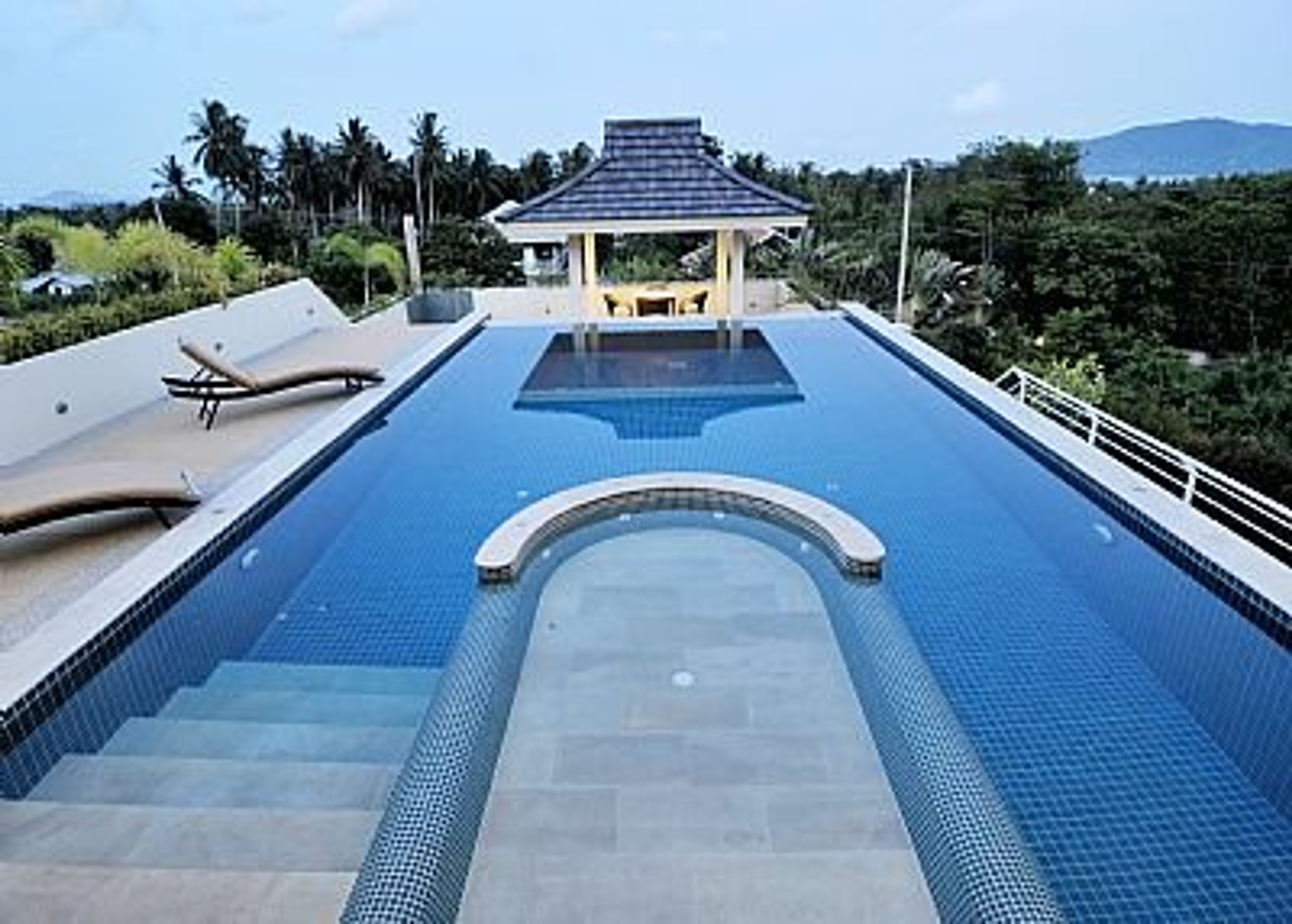 Spectacular Pool