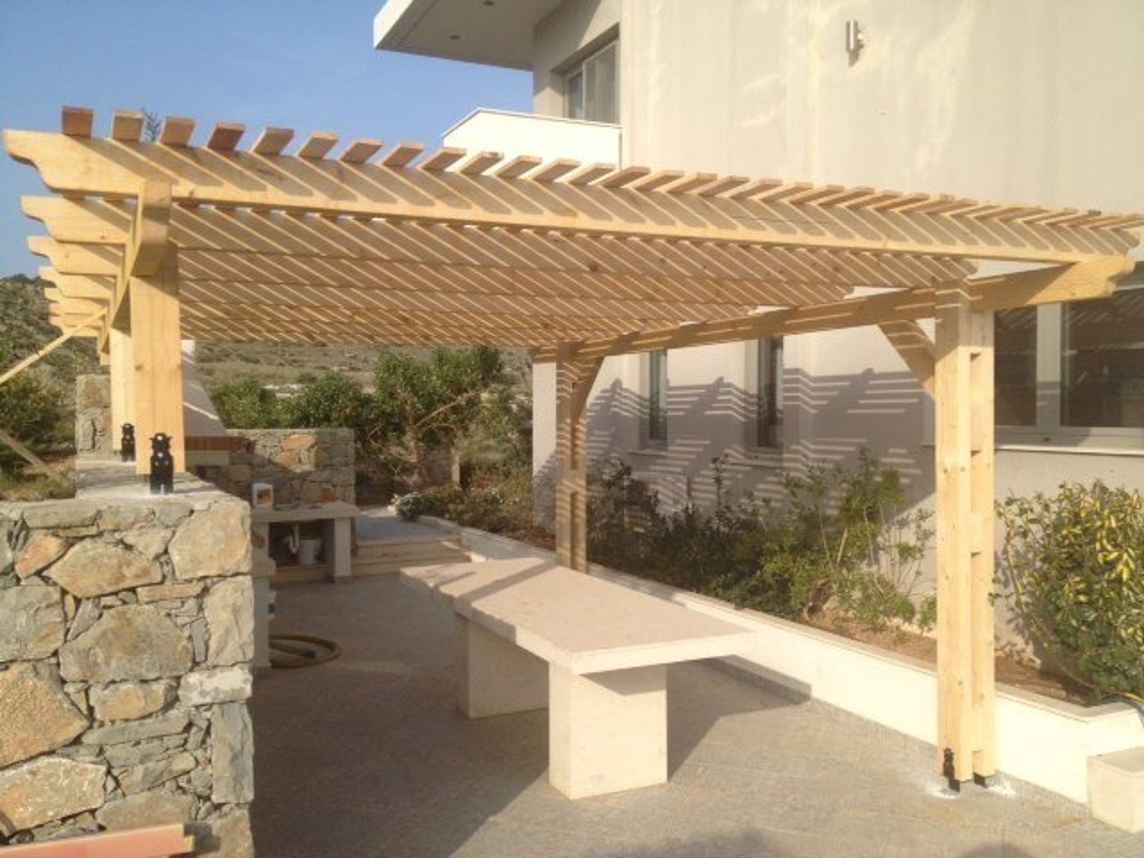 .. or outdoors under the pergola