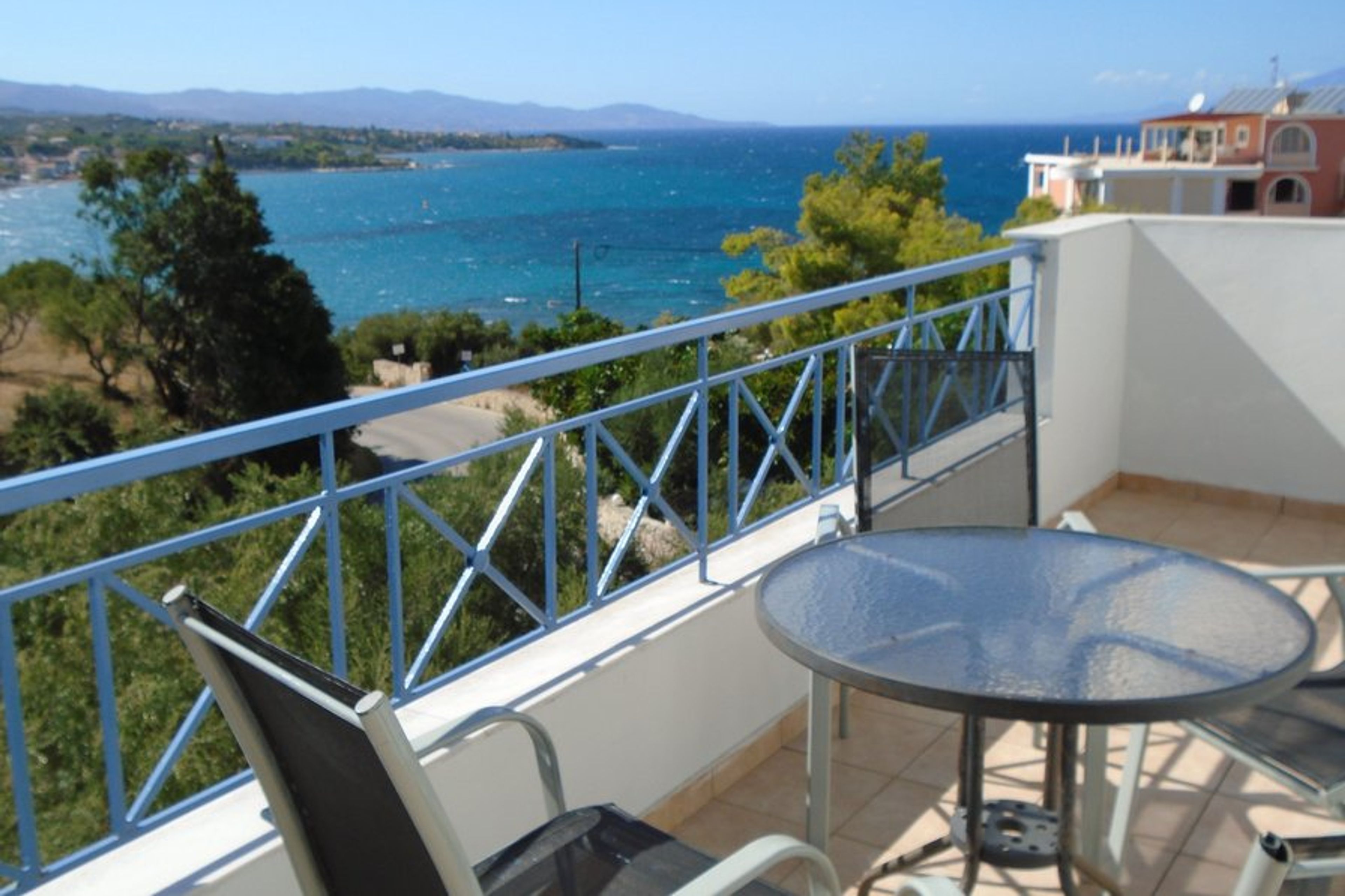 Sea View stunning views & sunsets overlooking the Bay of Tsilivi.