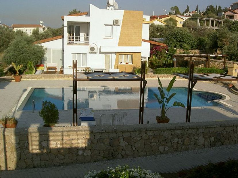 Villa in Kyrenia, Cyprus: Pool