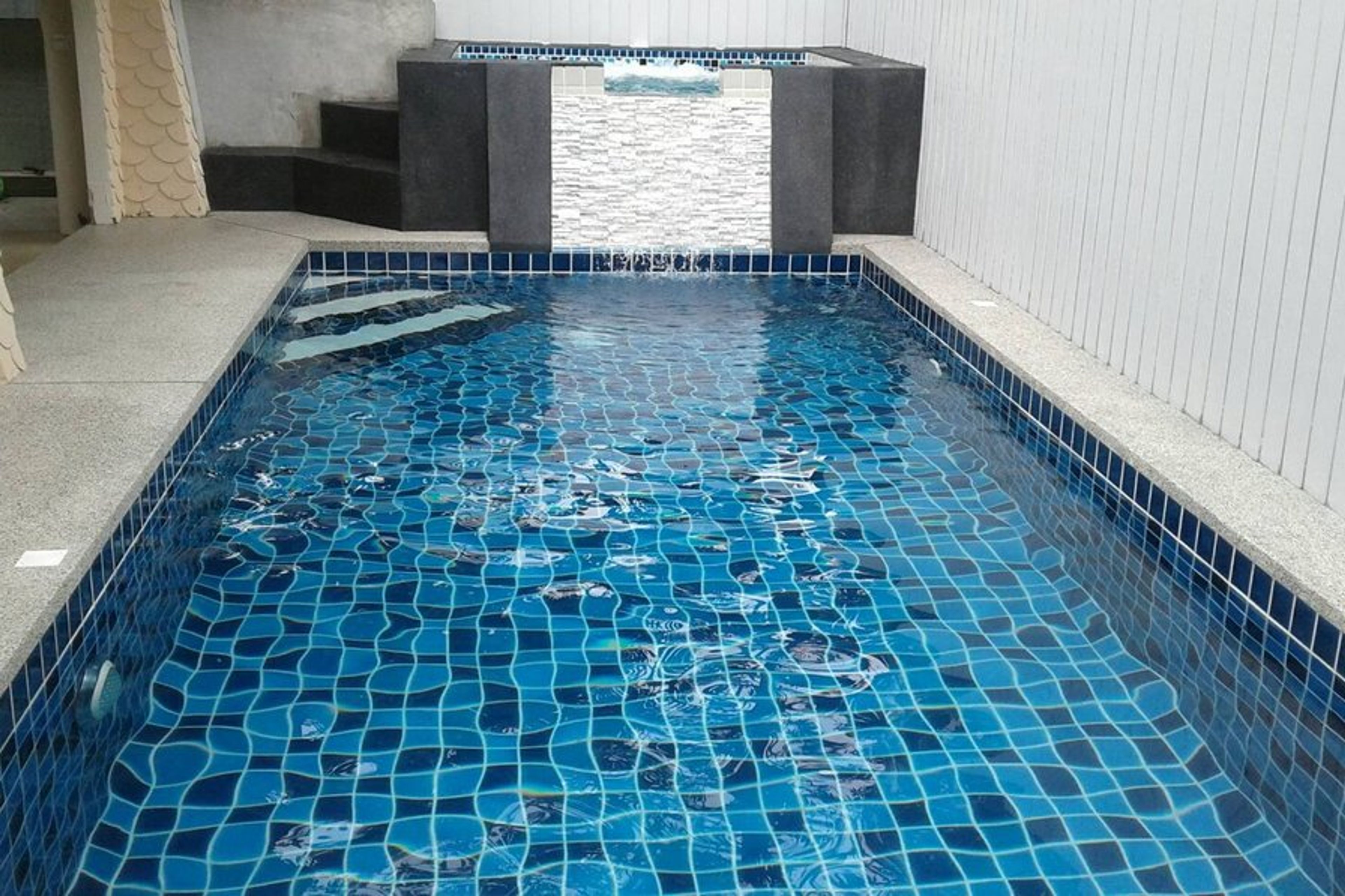 Private Swimming Pool - Thailand Holiday Villas