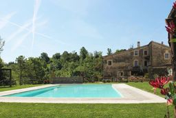 Arezzo Province farm house to rent