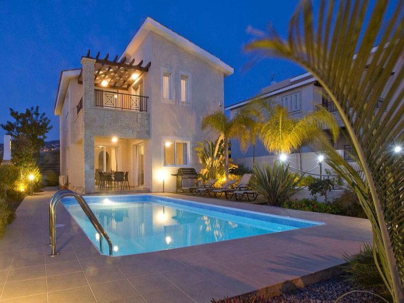 Villa in Tala, Cyprus: Villa at Night