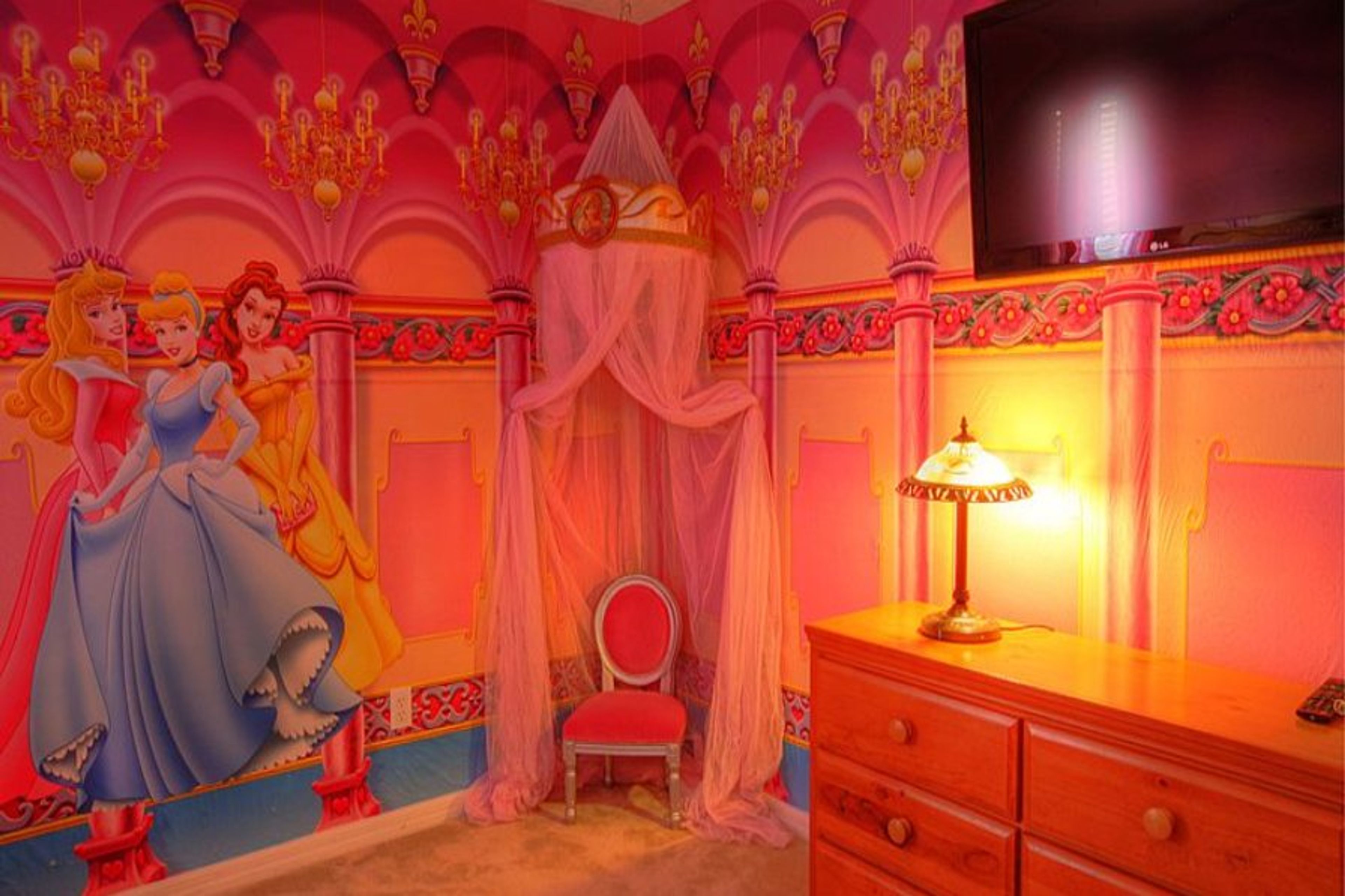 Princess throne - perfect for that photoshoot