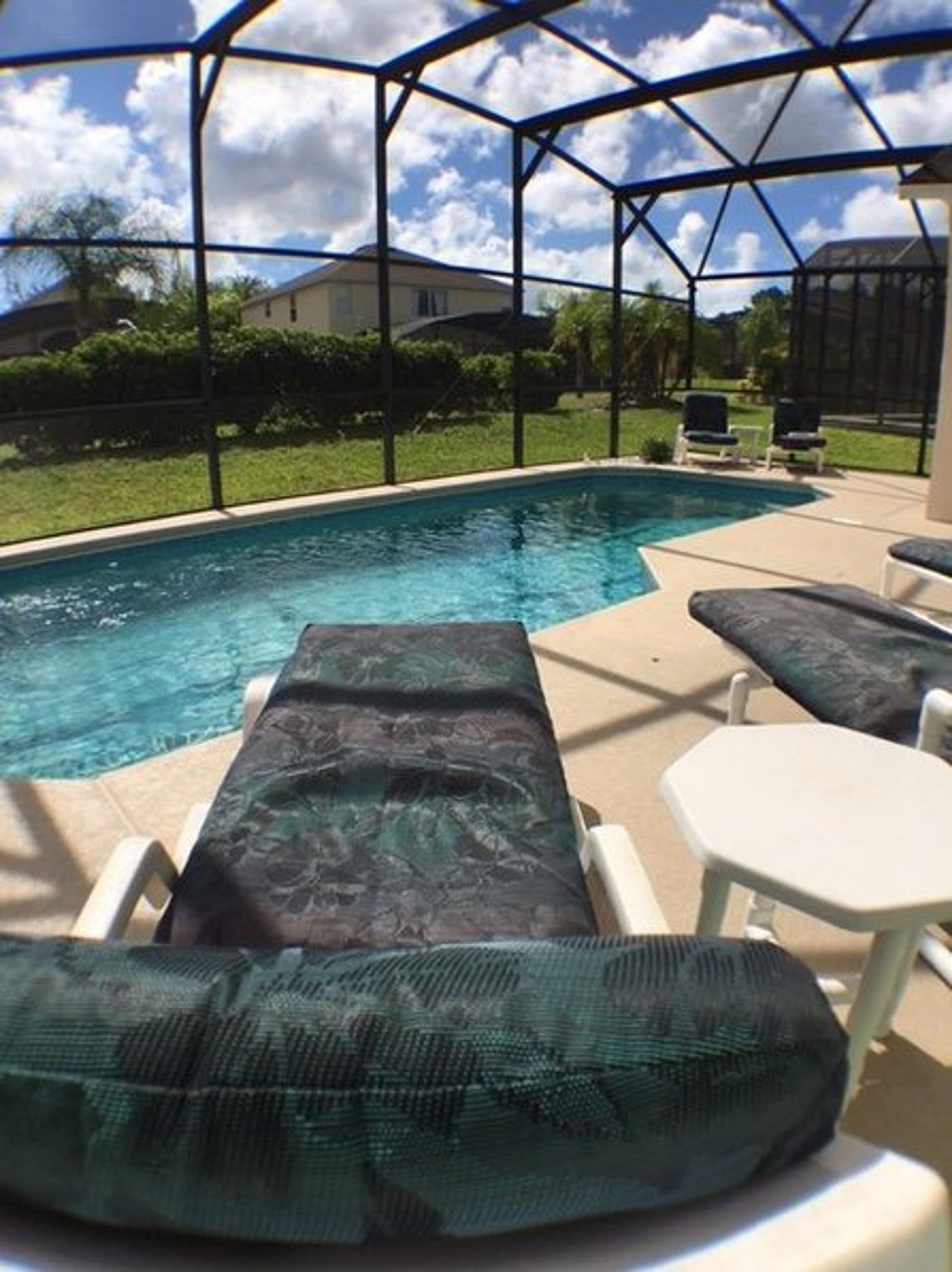 Beautiful large pool