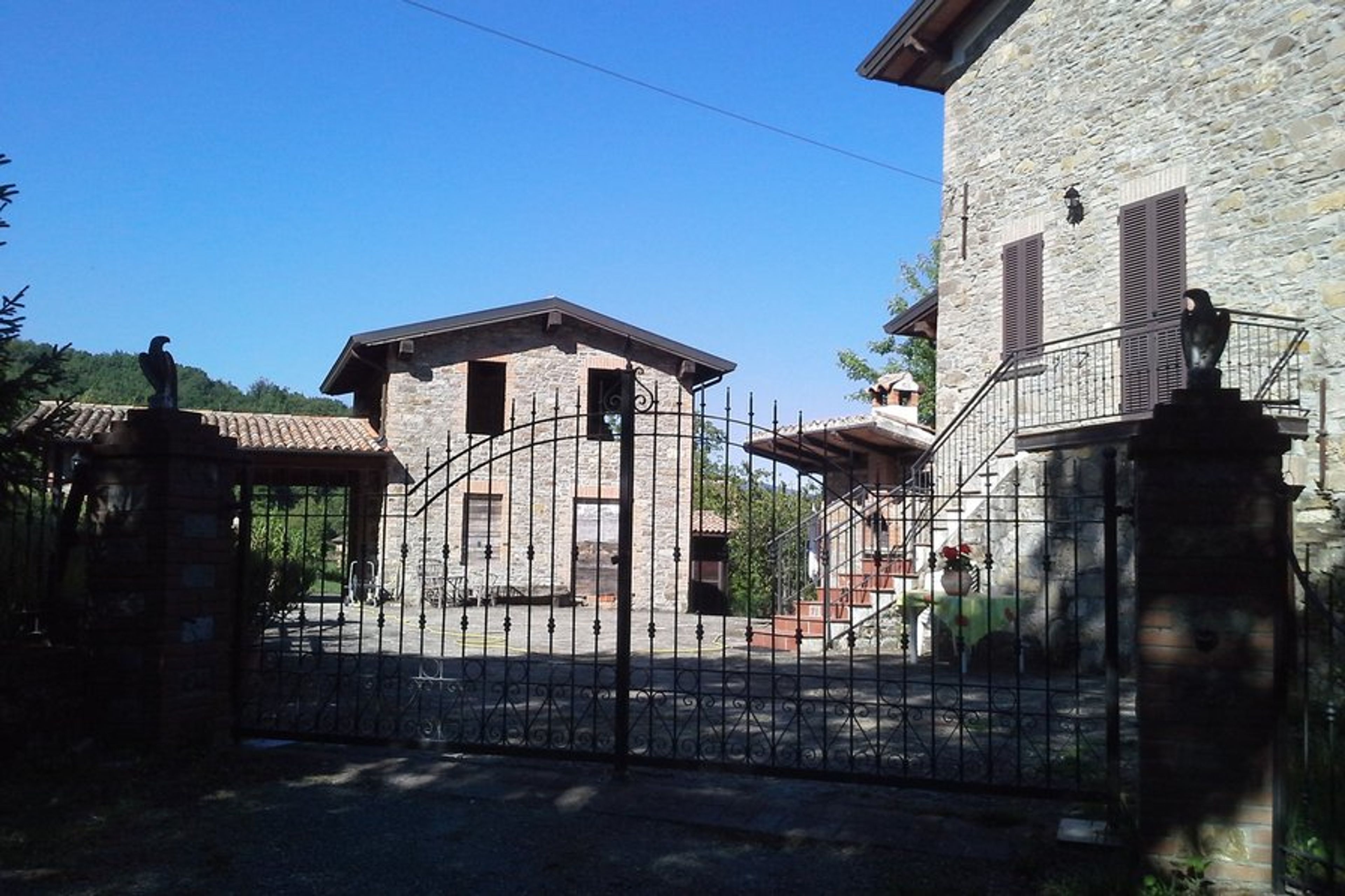 FULLY RENOVATED FARMHOUSE IN EMILIA. Fully detached/ self catering 