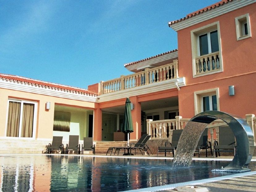 Villa in Miraflores, Spain: The fabulous pool area.