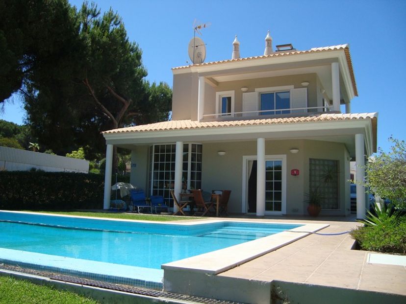 Villa in Vilamoura, Algarve: Pool, house view