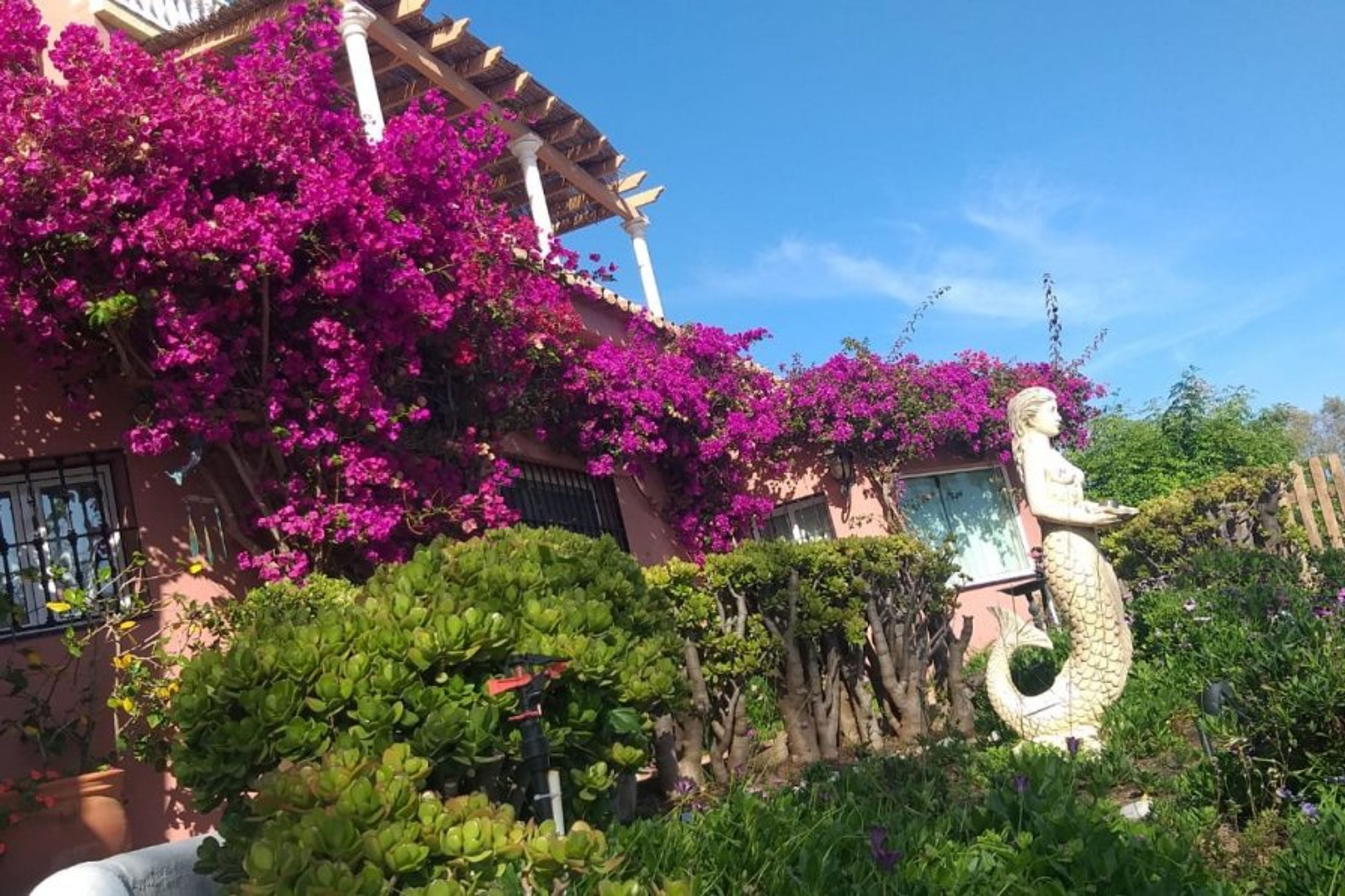 Villa La Sirena in beautiful Mezquetilla!