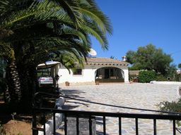 La Sabatera holiday villa rental with private pool